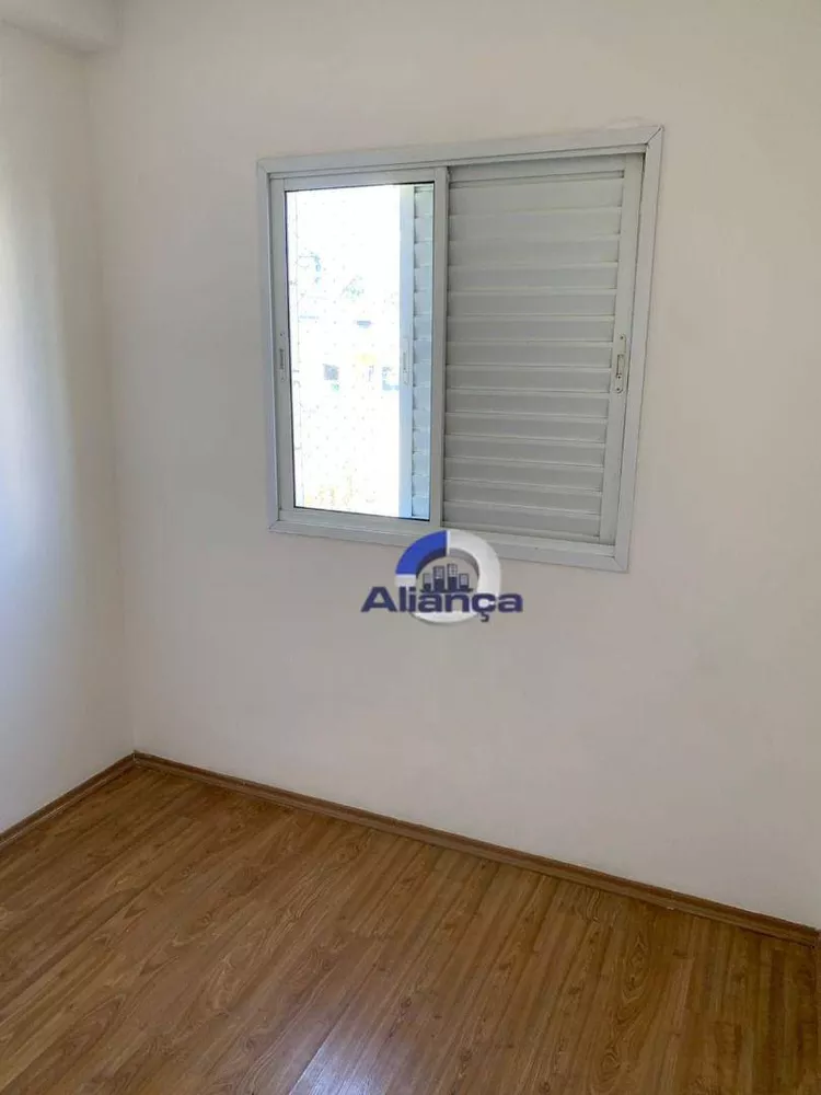 Apartamento para alugar com 3 quartos, 78m² - Foto 3