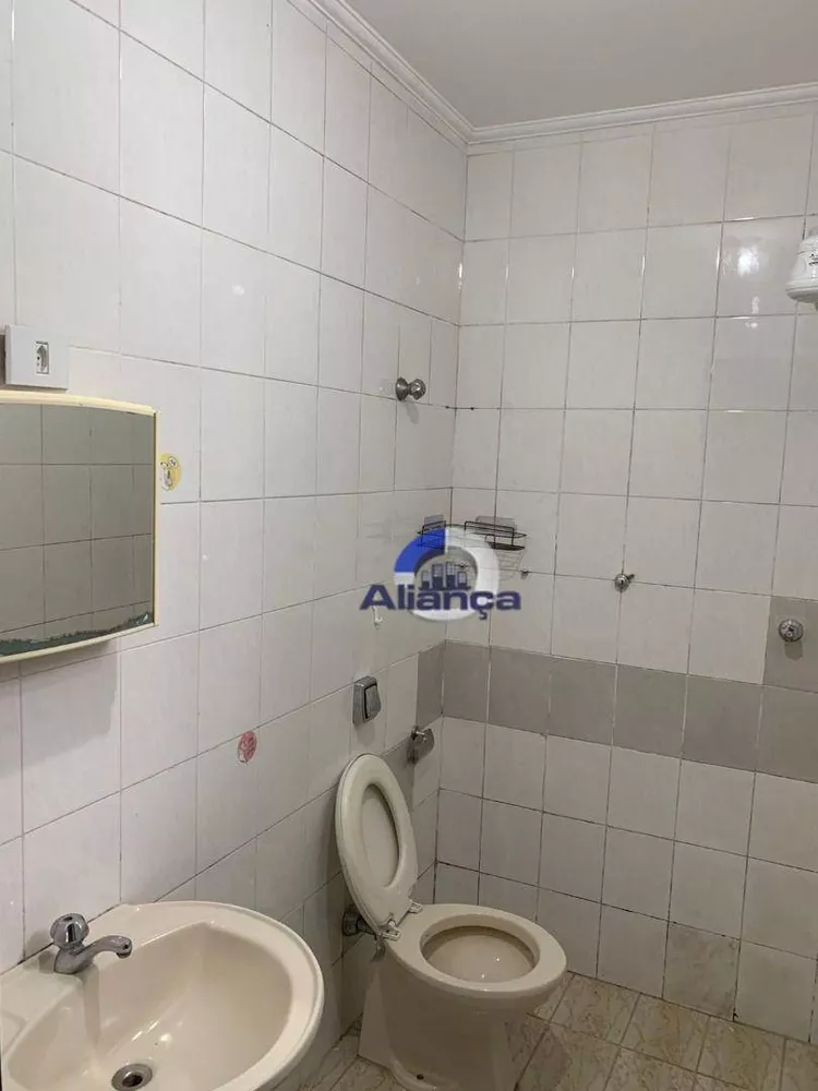 Apartamento para alugar com 1 quarto, 45m² - Foto 2