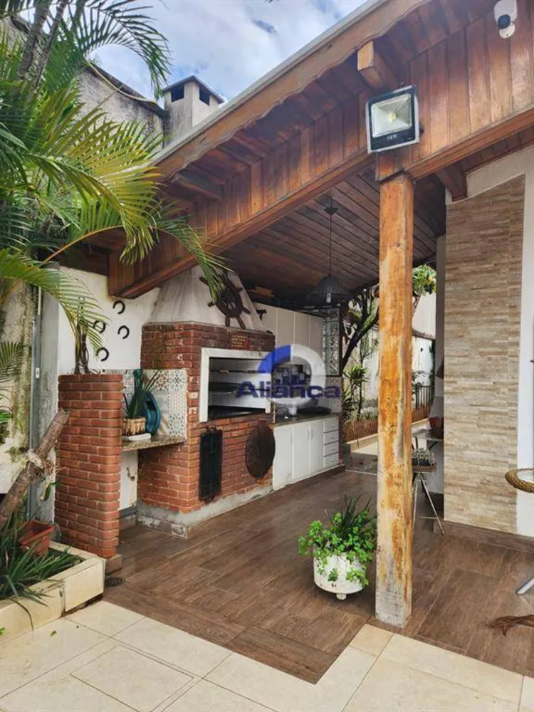 Casa, 4 quartos, 350 m² - Foto 19