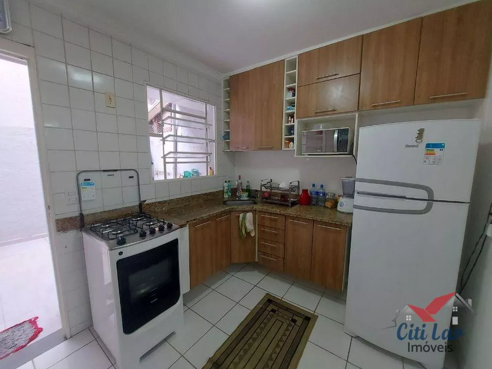 Sobrado à venda com 2 quartos, 63m² - Foto 6