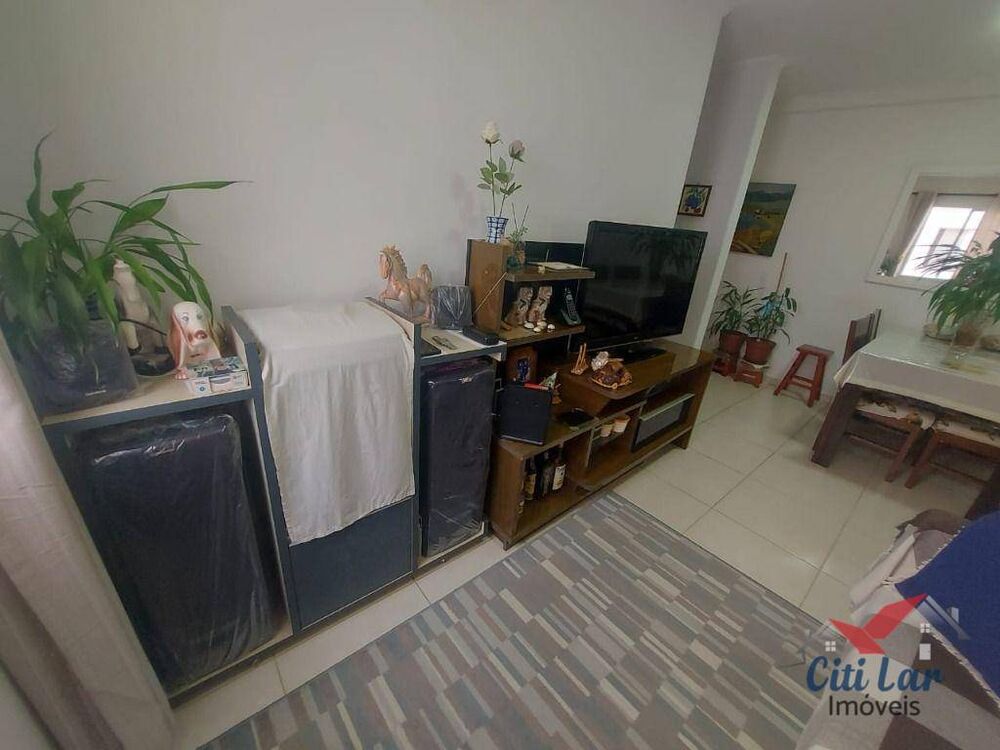 Apartamento à venda com 2 quartos, 44m² - Foto 1