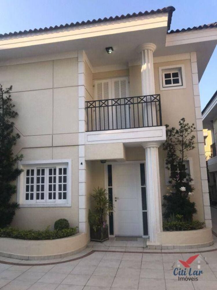 Sobrado, 3 quartos, 200 m² - Foto 1