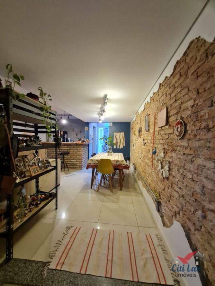 Casa, 2 quartos, 150 m² - Foto 1