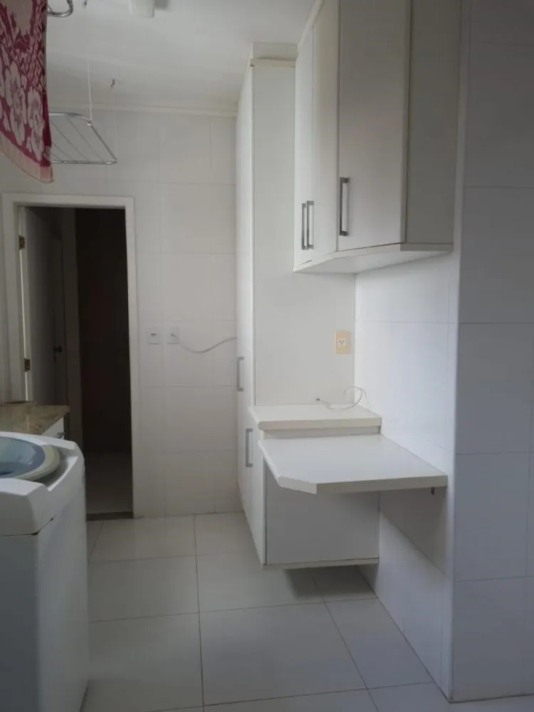 Apartamento, 3 quartos, 213 m² - Foto 1