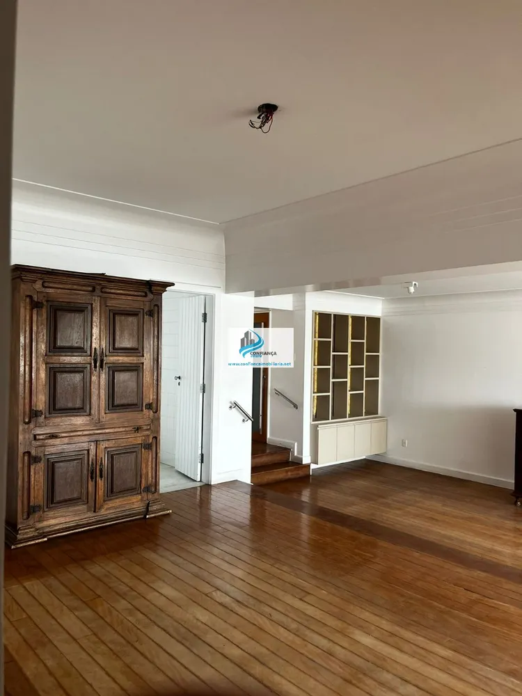 Apartamento, 4 quartos, 216 m² - Foto 2