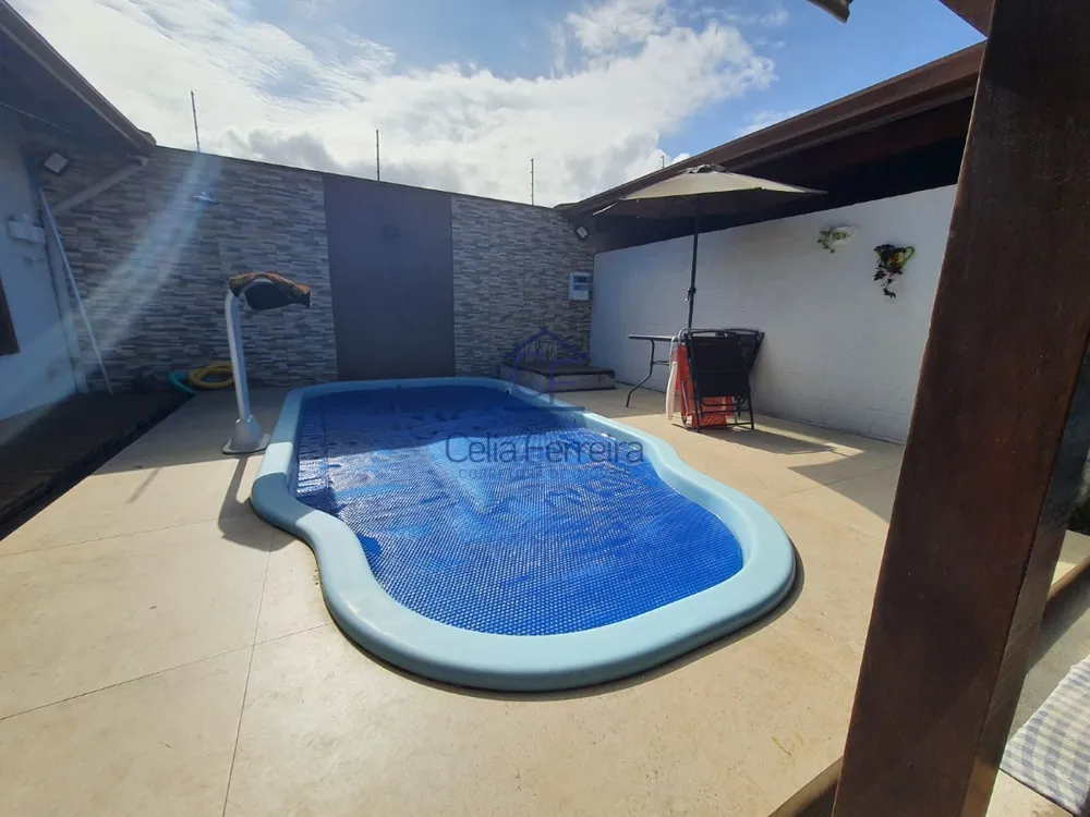 Casa, 3 quartos, 238 m² - Foto 1
