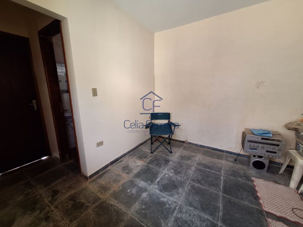 Casa, 4 quartos, 235 m² - Foto 3