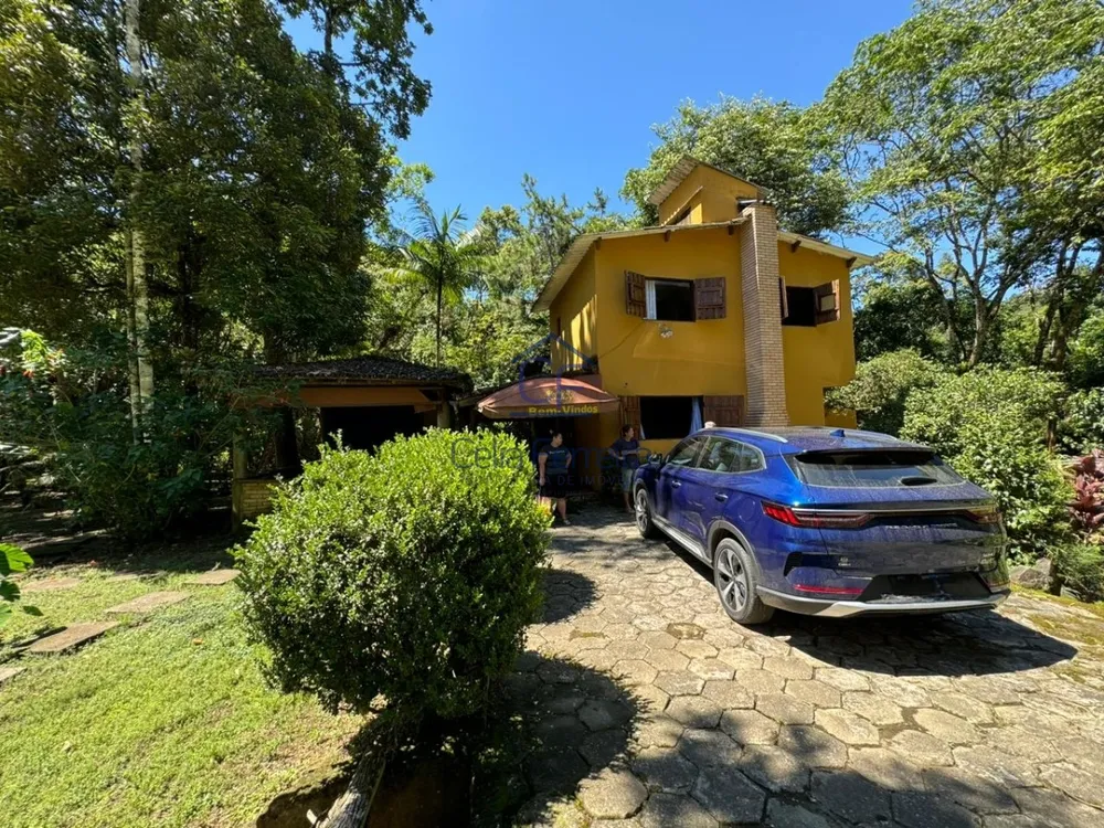 Chácara, 4 quartos, 7000 m² - Foto 1