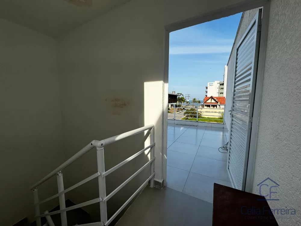 Casa de Condomínio à venda com 3 quartos, 190m² - Foto 3