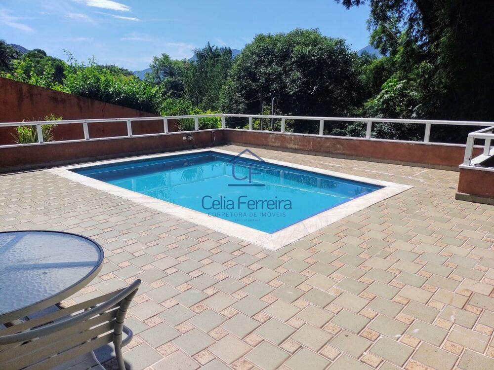 Casa à venda com 4 quartos, 410m² - Foto 1