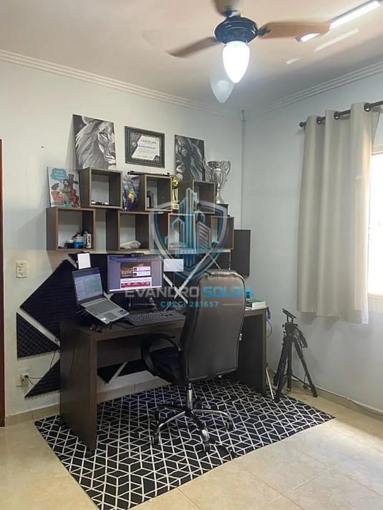 Casa, 3 quartos, 250 m² - Foto 1