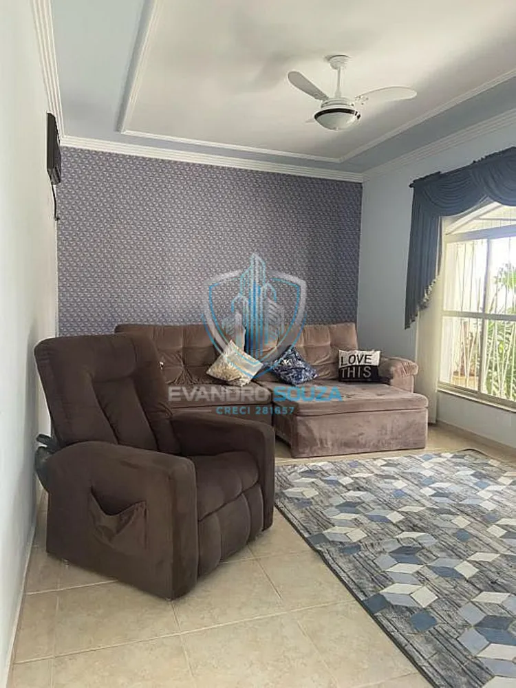 Casa, 3 quartos, 250 m² - Foto 4