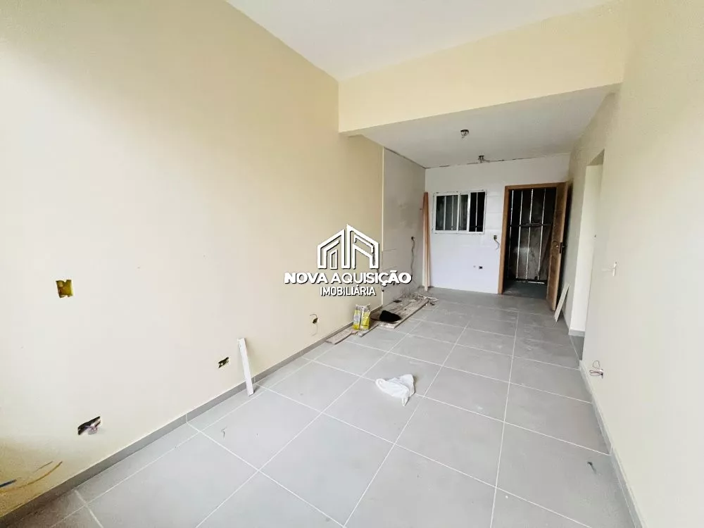 Casa à venda com 2 quartos, 50m² - Foto 3