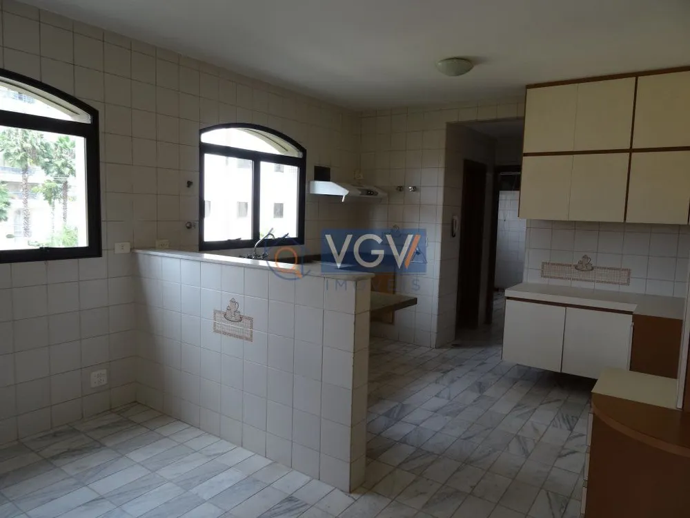 Apartamento, 3 quartos, 270 m² - Foto 9