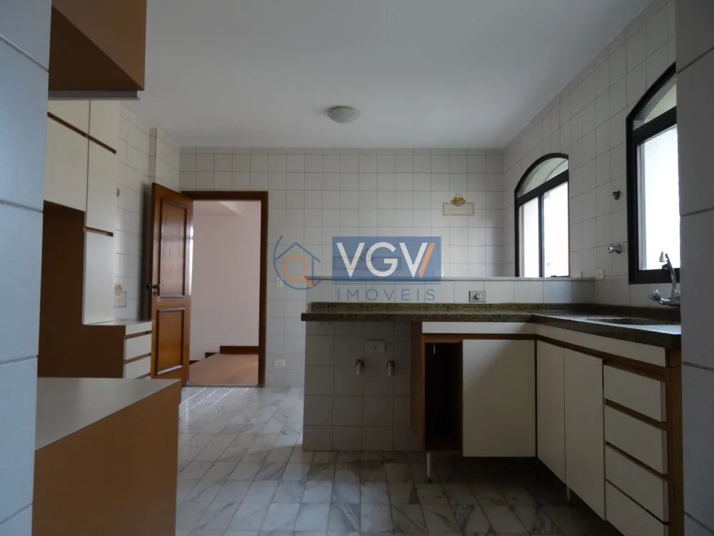 Apartamento, 3 quartos, 270 m² - Foto 11