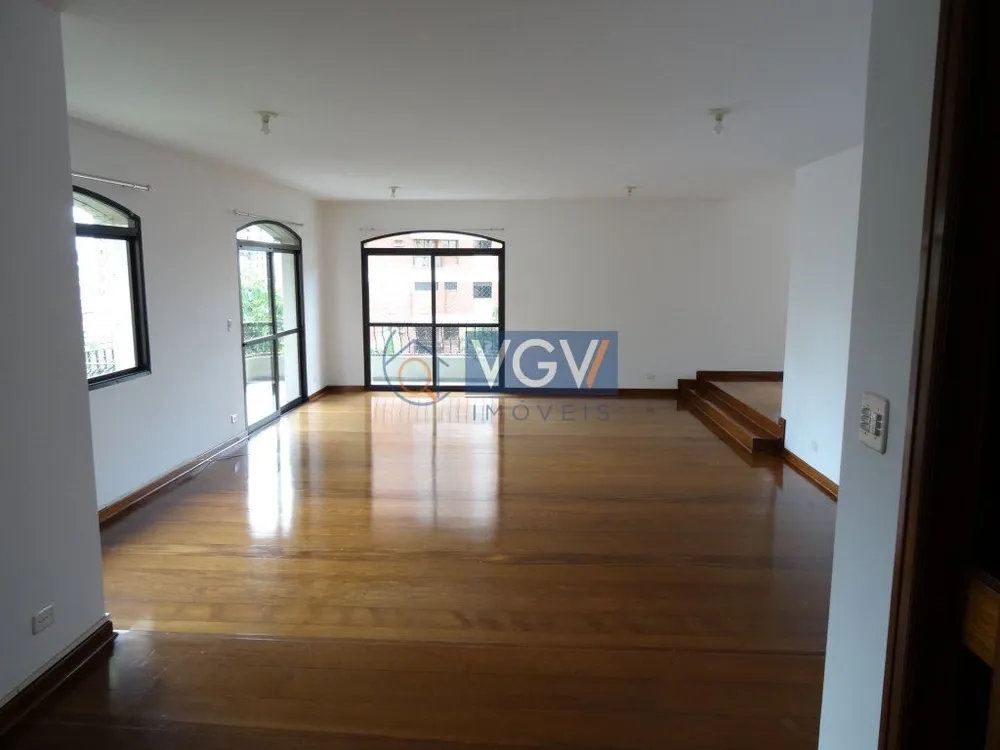 Apartamento, 3 quartos, 270 m² - Foto 2