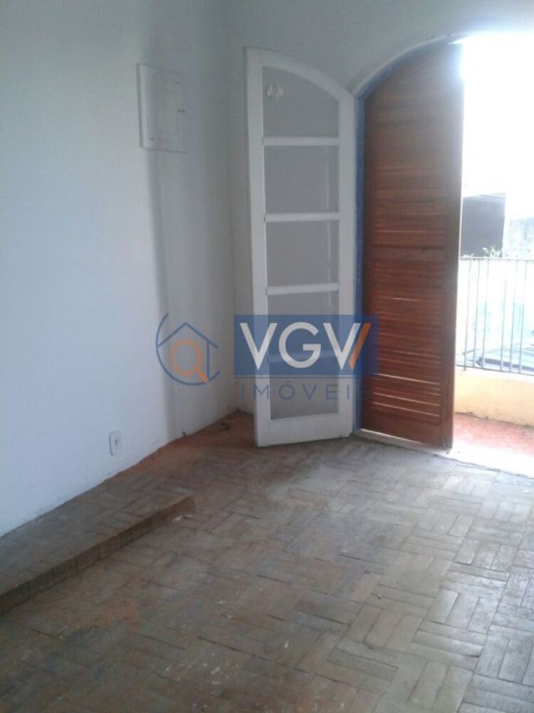 Casa, 3 quartos, 200 m² - Foto 1