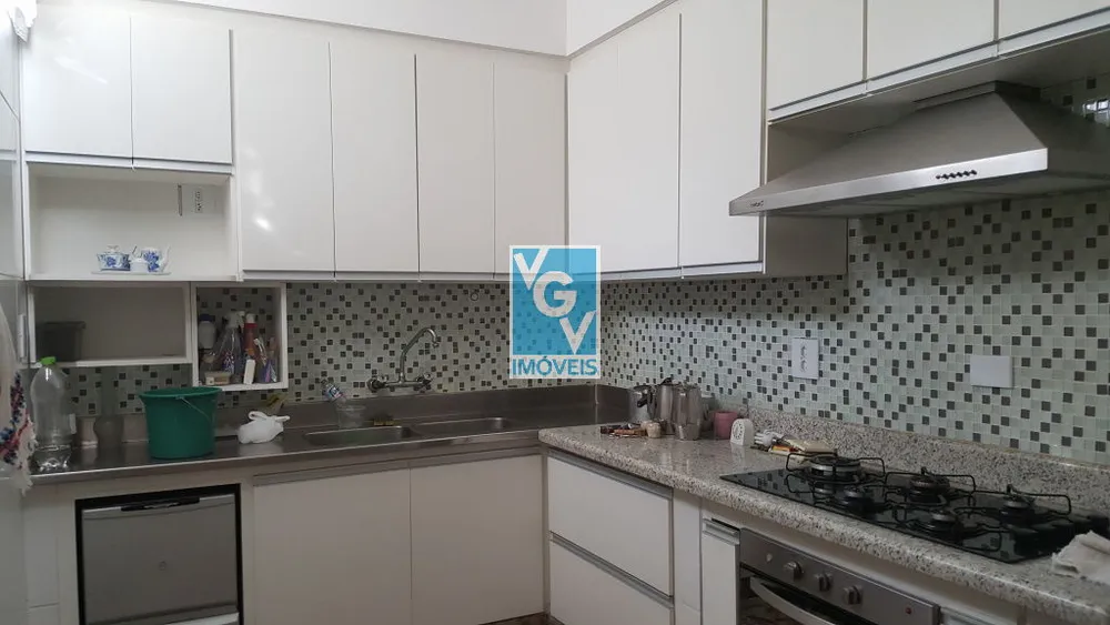 Casa, 3 quartos, 253 m² - Foto 2