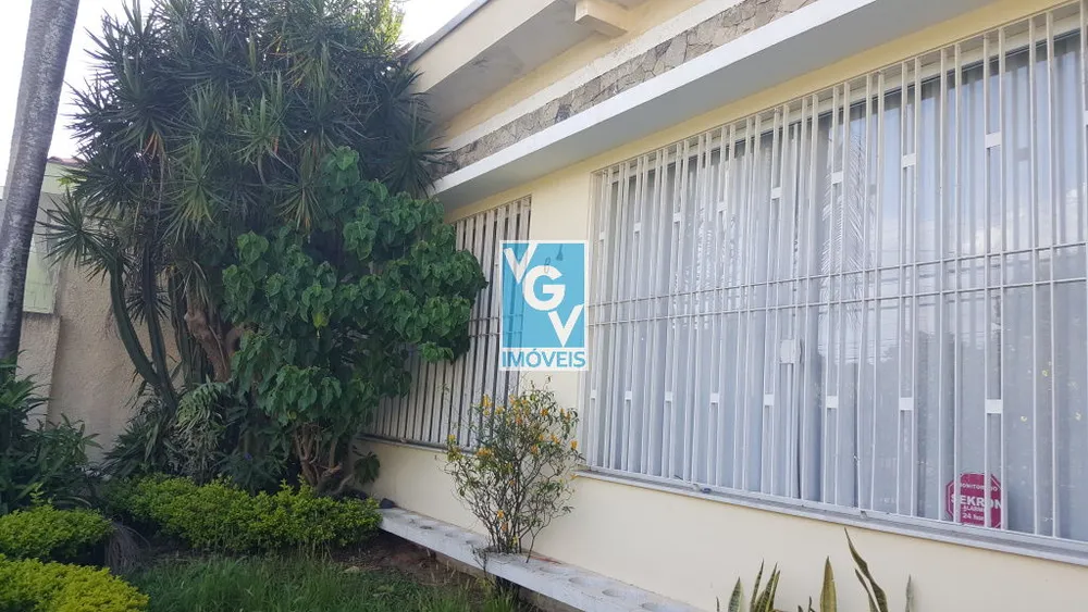 Casa, 3 quartos, 253 m² - Foto 1