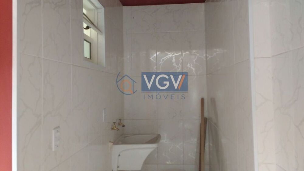 Casa à venda e aluguel com 2 quartos, 140m² - Foto 4