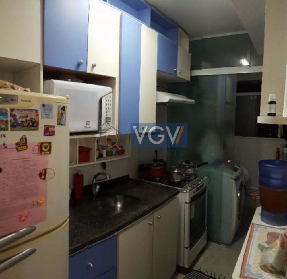 Apartamento à venda com 2 quartos, 58m² - Foto 4