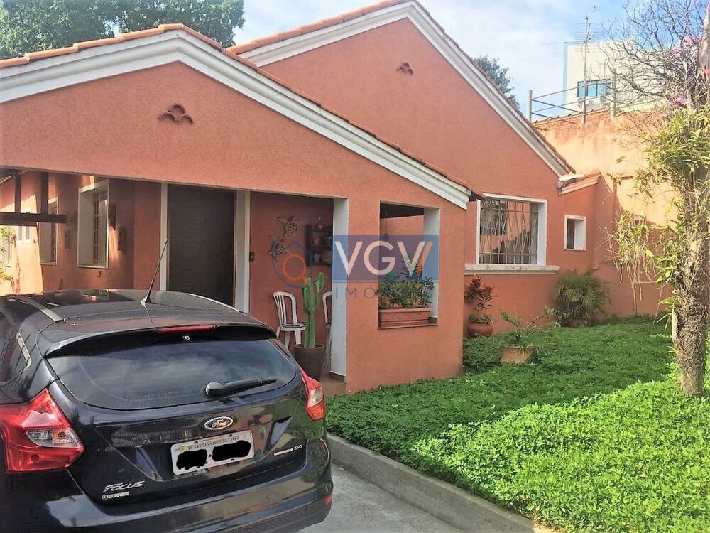 Casa à venda e aluguel com 5 quartos, 300m² - Foto 3