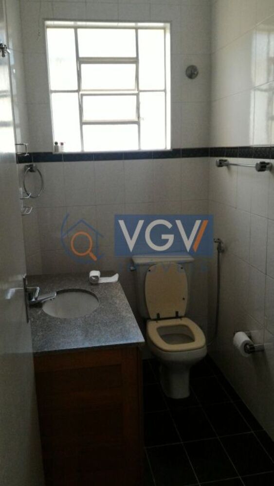 Casa, 4 quartos, 220 m² - Foto 1