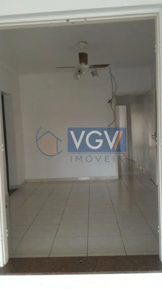 Casa, 4 quartos, 220 m² - Foto 2