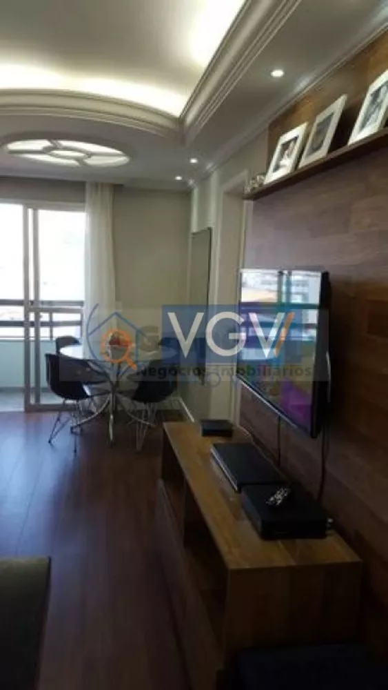 Apartamento à venda com 2 quartos, 65m² - Foto 3