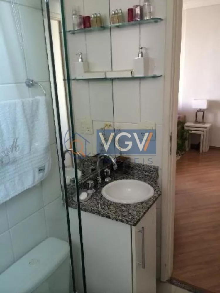 Apartamento à venda com 2 quartos, 57m² - Foto 2