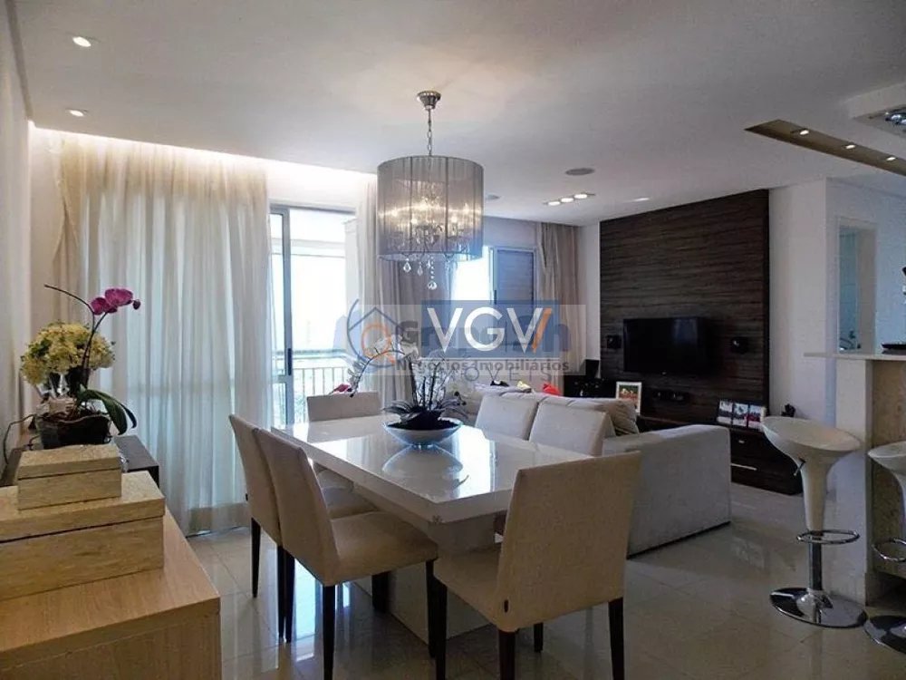 Apartamento à venda com 3 quartos, 67m² - Foto 1