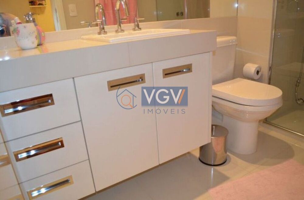 Apartamento, 3 quartos, 140 m² - Foto 1
