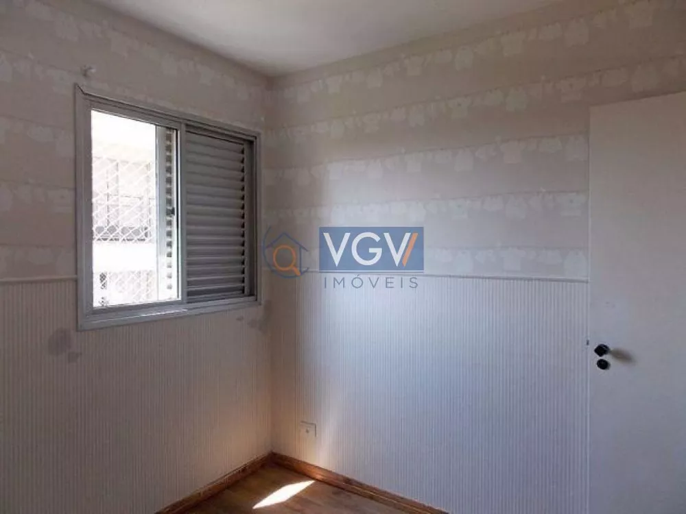 Apartamento para alugar com 3 quartos, 70m² - Foto 2