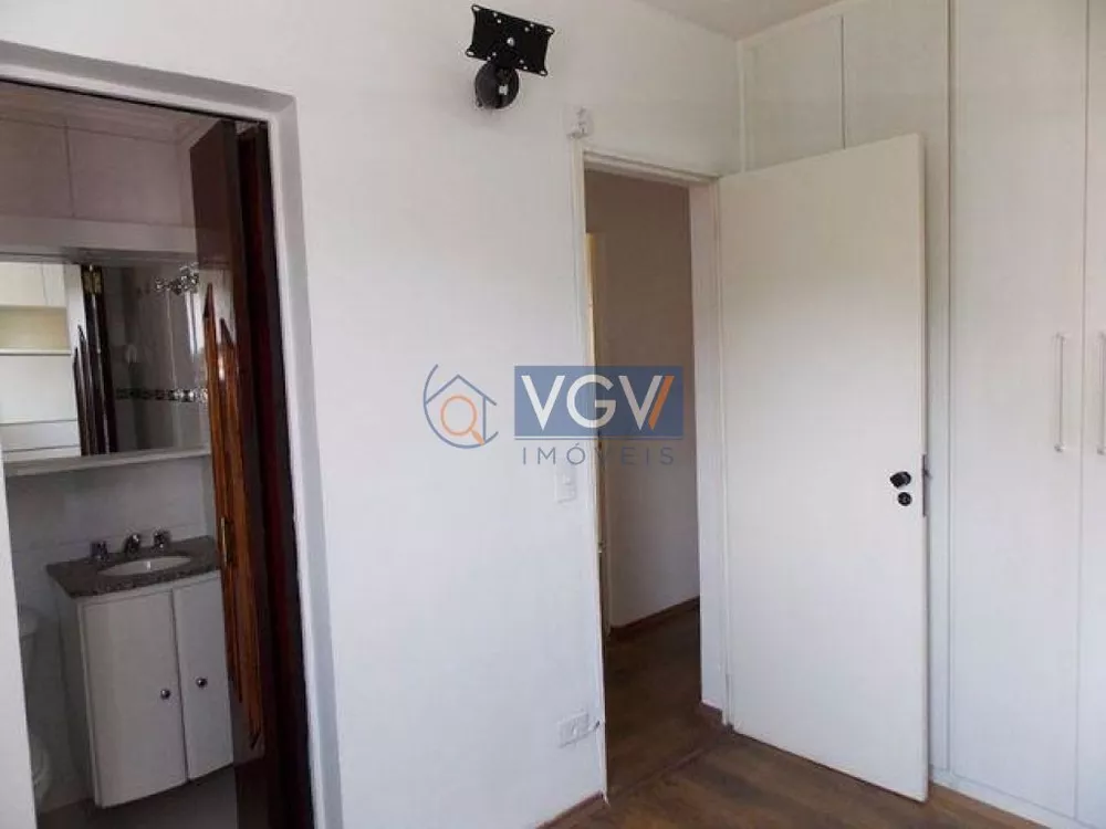 Apartamento para alugar com 3 quartos, 70m² - Foto 8