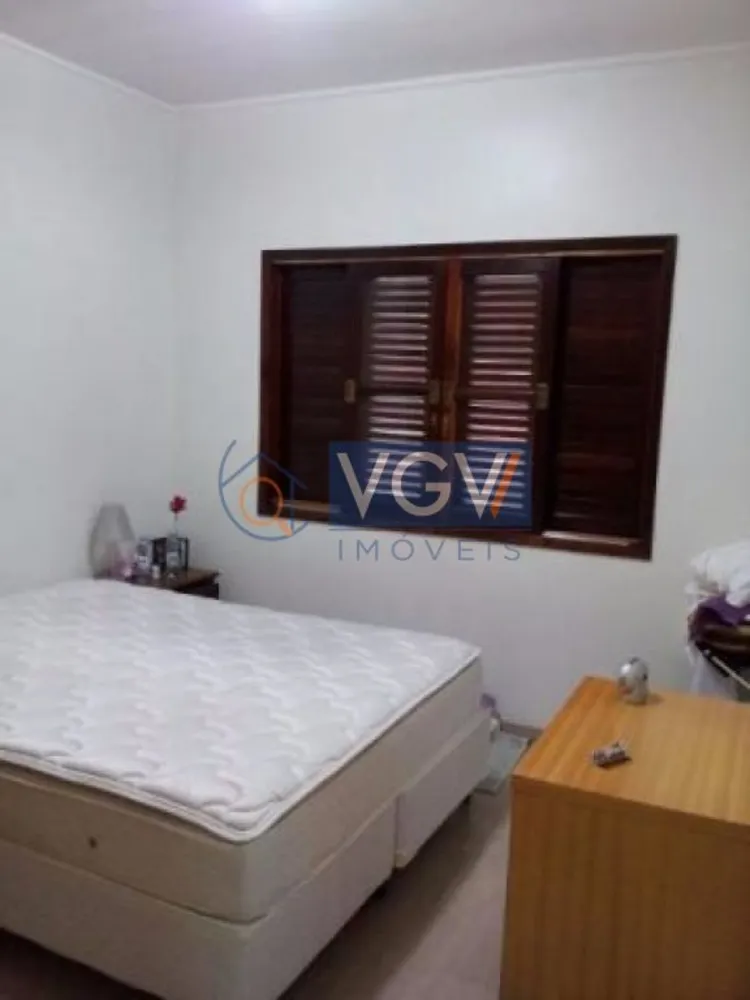 Casa, 3 quartos, 142 m² - Foto 2