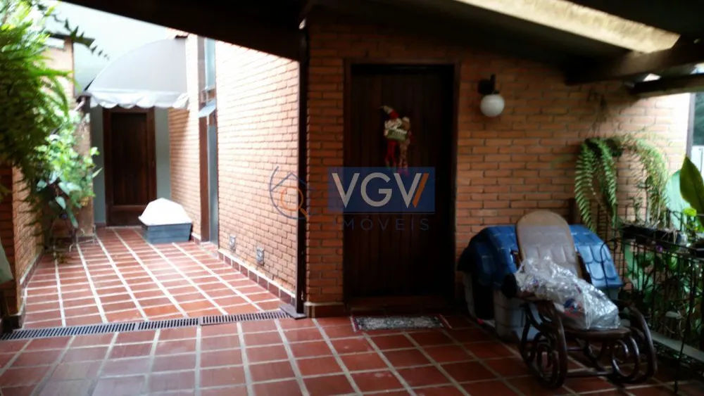 Casa, 4 quartos, 200 m² - Foto 9