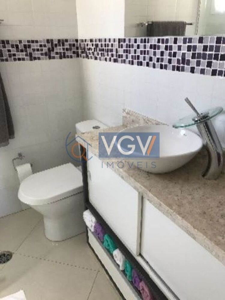 Apartamento à venda com 2 quartos, 62m² - Foto 4
