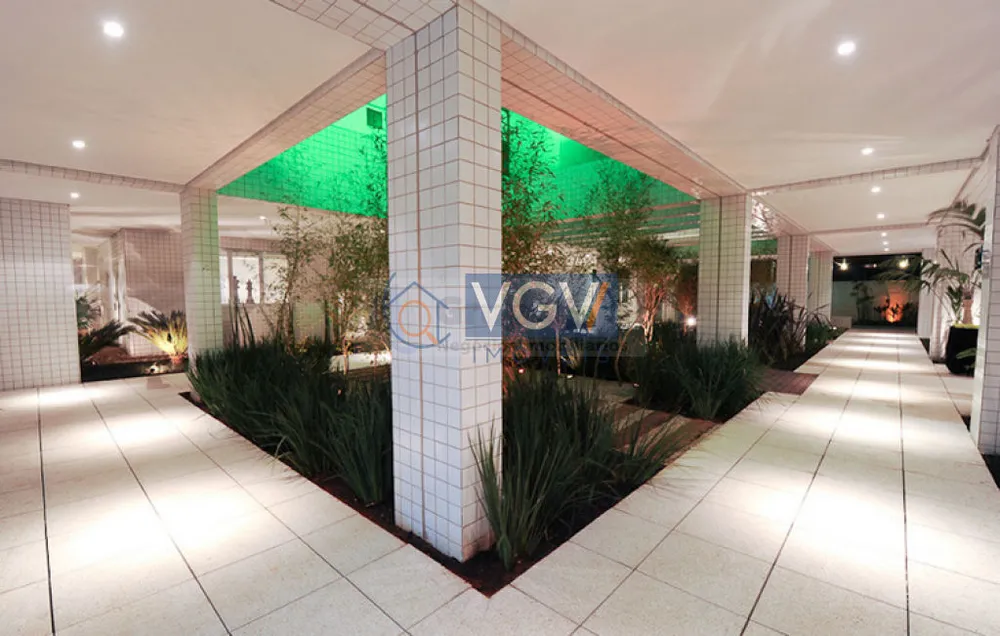 Apartamento, 3 quartos, 140 m² - Foto 1