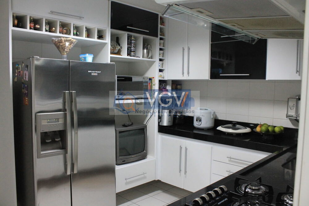 Apartamento, 3 quartos, 140 m² - Foto 1