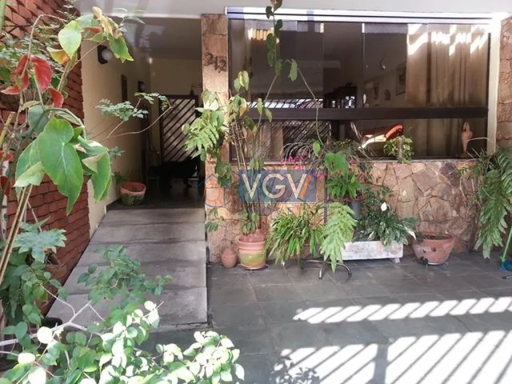 Casa, 3 quartos, 138 m² - Foto 2