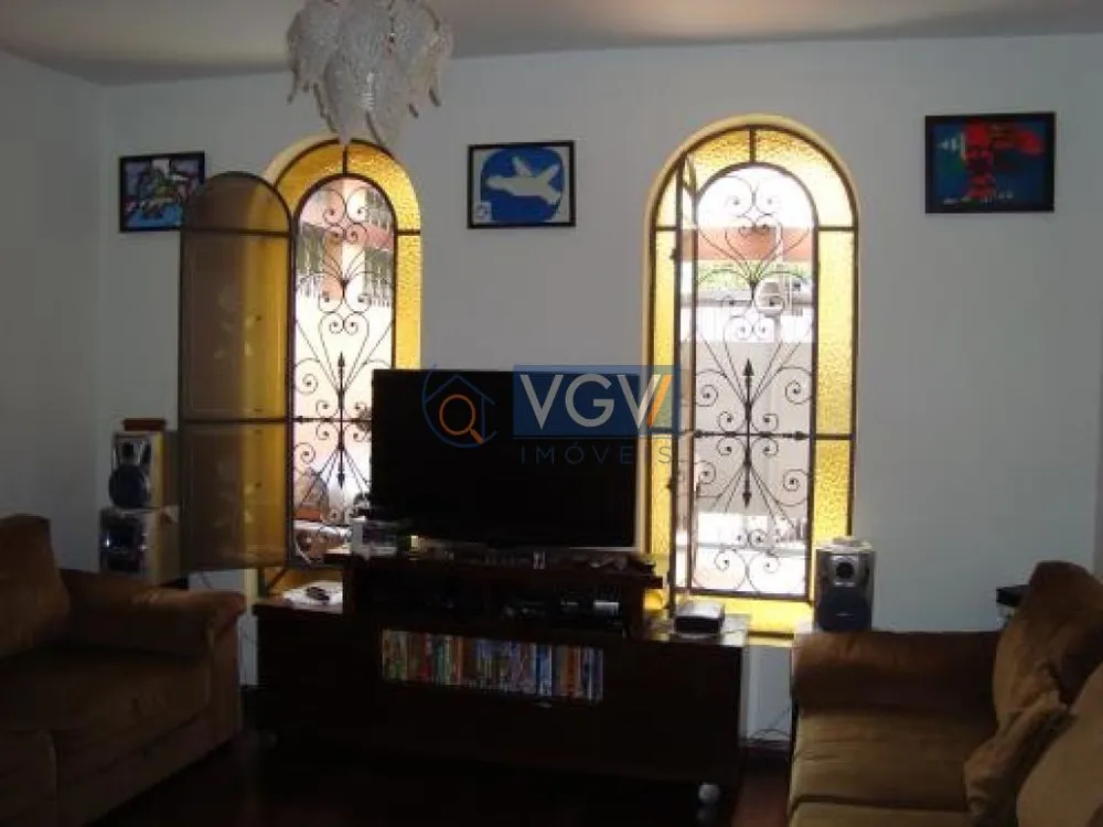 Casa, 3 quartos, 200 m² - Foto 1