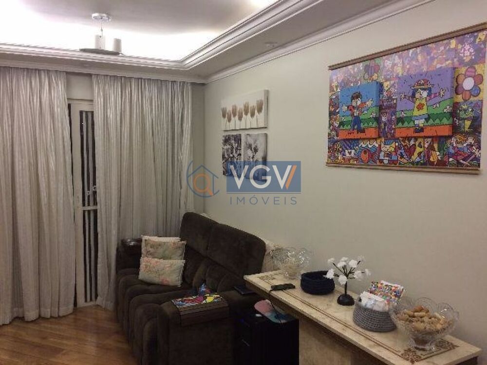 Apartamento à venda com 3 quartos, 68m² - Foto 2