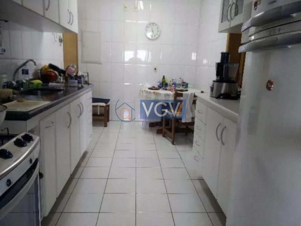 Apartamento à venda com 3 quartos, 132m² - Foto 3