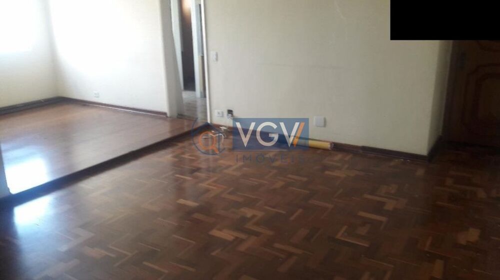 Apartamento à venda com 3 quartos, 100m² - Foto 2