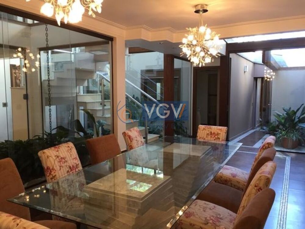 Casa, 3 quartos, 270 m² - Foto 4