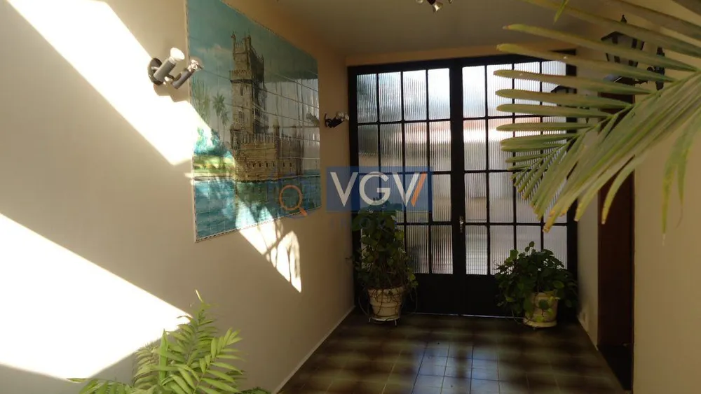 Casa, 4 quartos, 390 m² - Foto 1