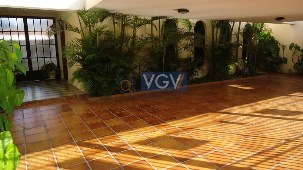 Casa, 4 quartos, 390 m² - Foto 2