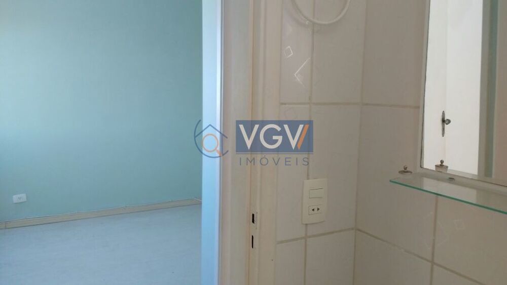 Apartamento para alugar com 2 quartos, 60m² - Foto 2