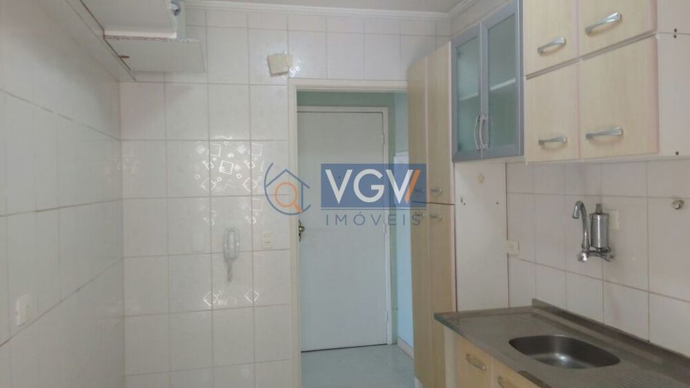Apartamento para alugar com 2 quartos, 60m² - Foto 12