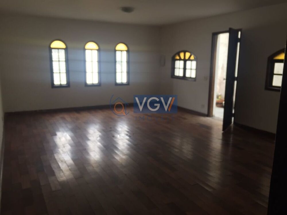Casa, 3 quartos, 200 m² - Foto 2